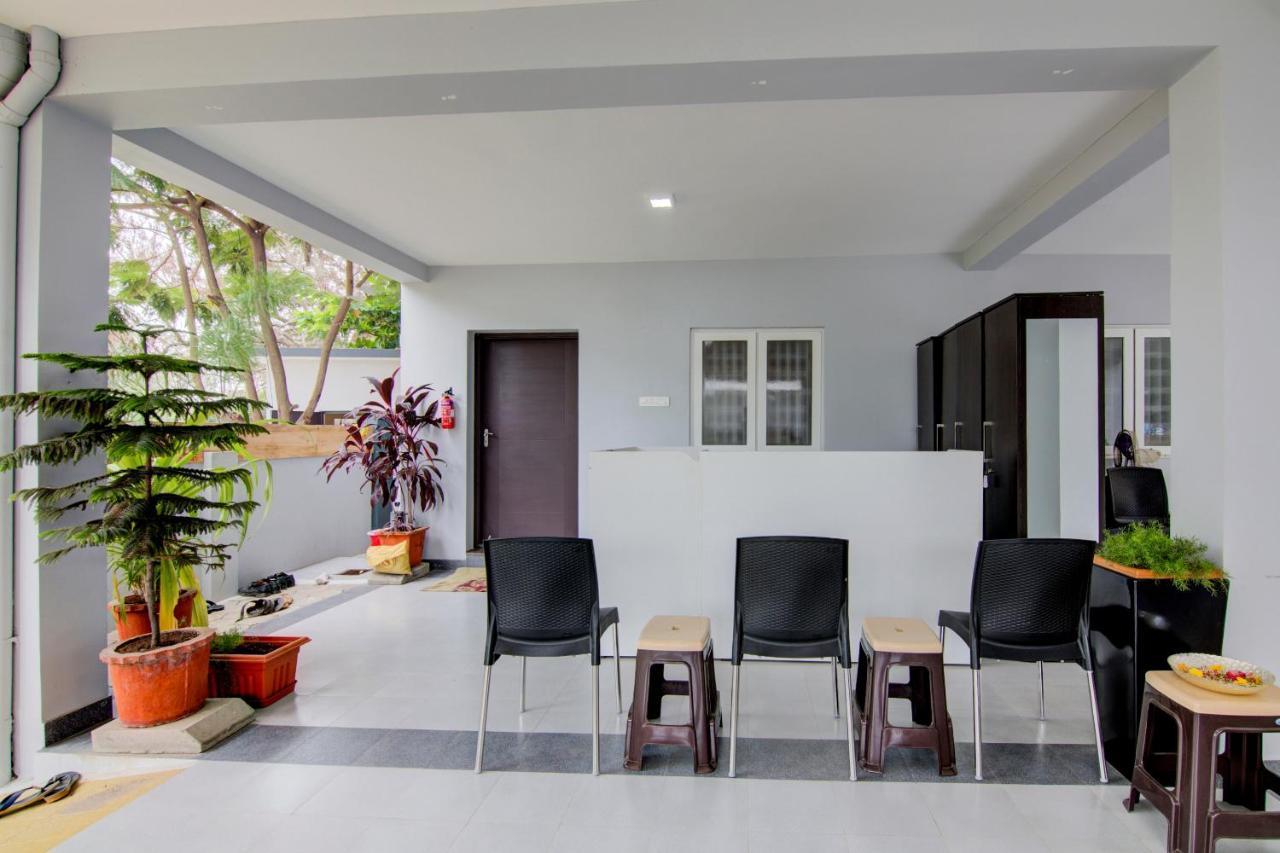 Oyo Flagship 24147 Royal Stay Singanallur Ngoại thất bức ảnh
