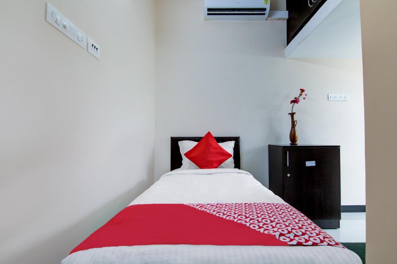 Oyo Flagship 24147 Royal Stay Singanallur Ngoại thất bức ảnh