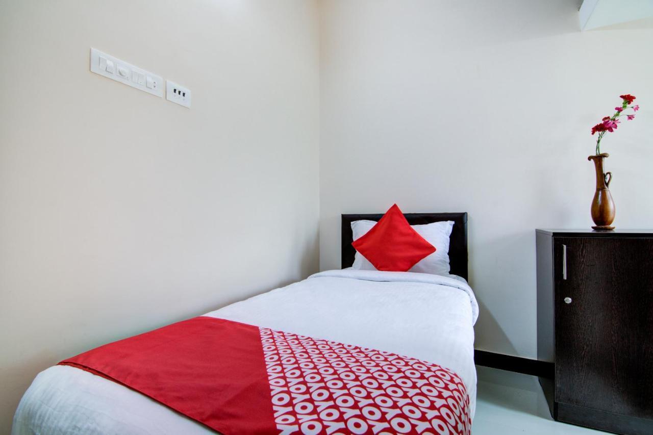 Oyo Flagship 24147 Royal Stay Singanallur Ngoại thất bức ảnh